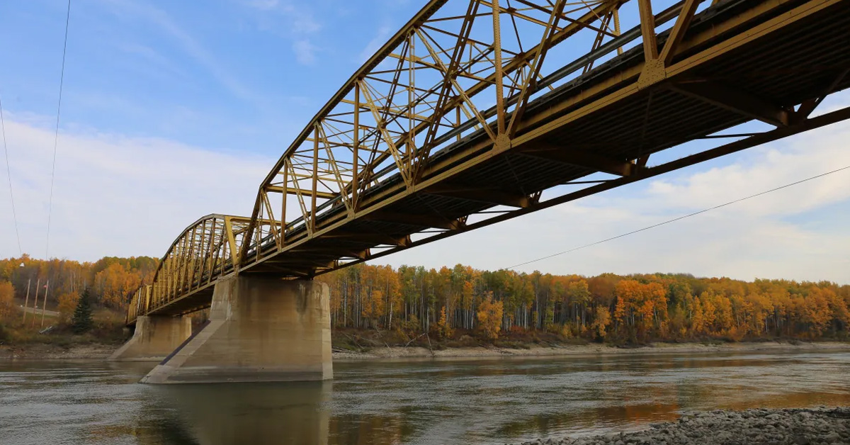 The bridge spans the Athabasca River, near the hamlet of Smith, Alta. (Madeleine Cummings/CBC)